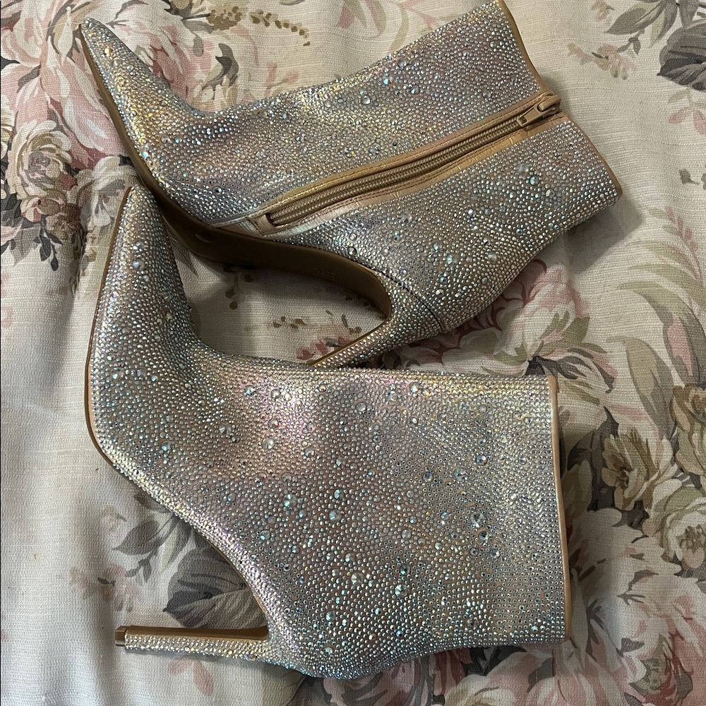 INC International Concepts Iridescent Crystal Embellished Ankle Boots size 8 new - Picture 2 of 8